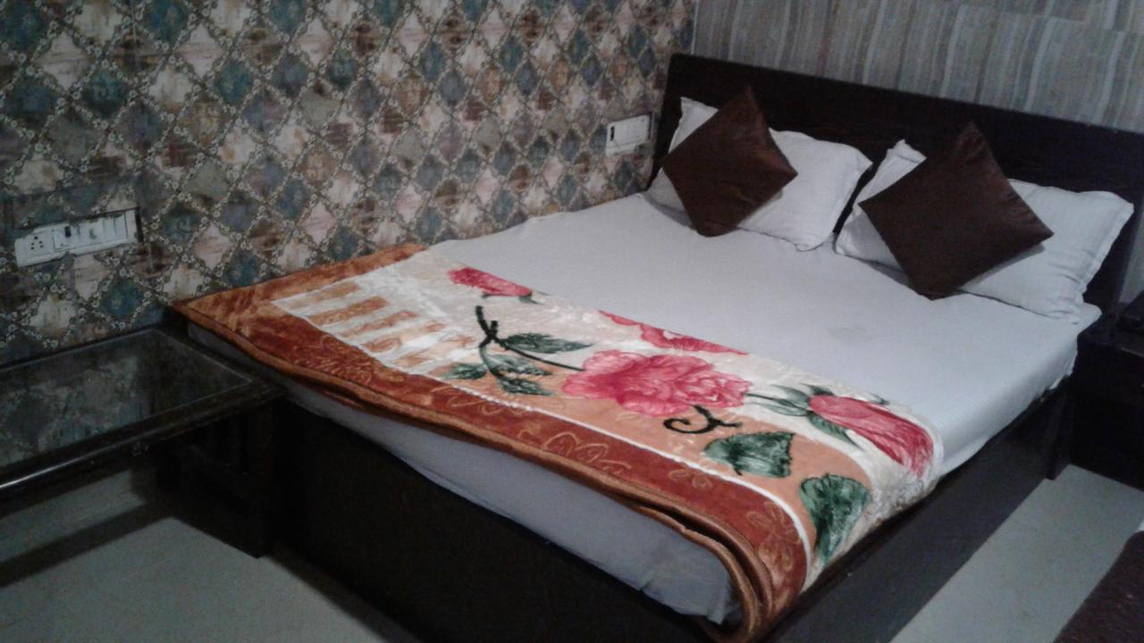 Hotel Majesty Palace Mumbai Kültér fotó